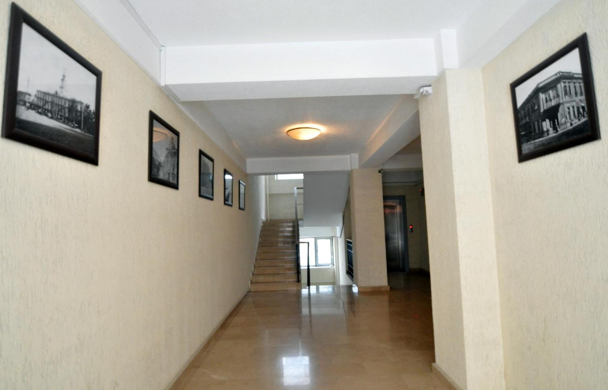 Two Bedroom Apartment In The City Center Tbilisi Exterior foto